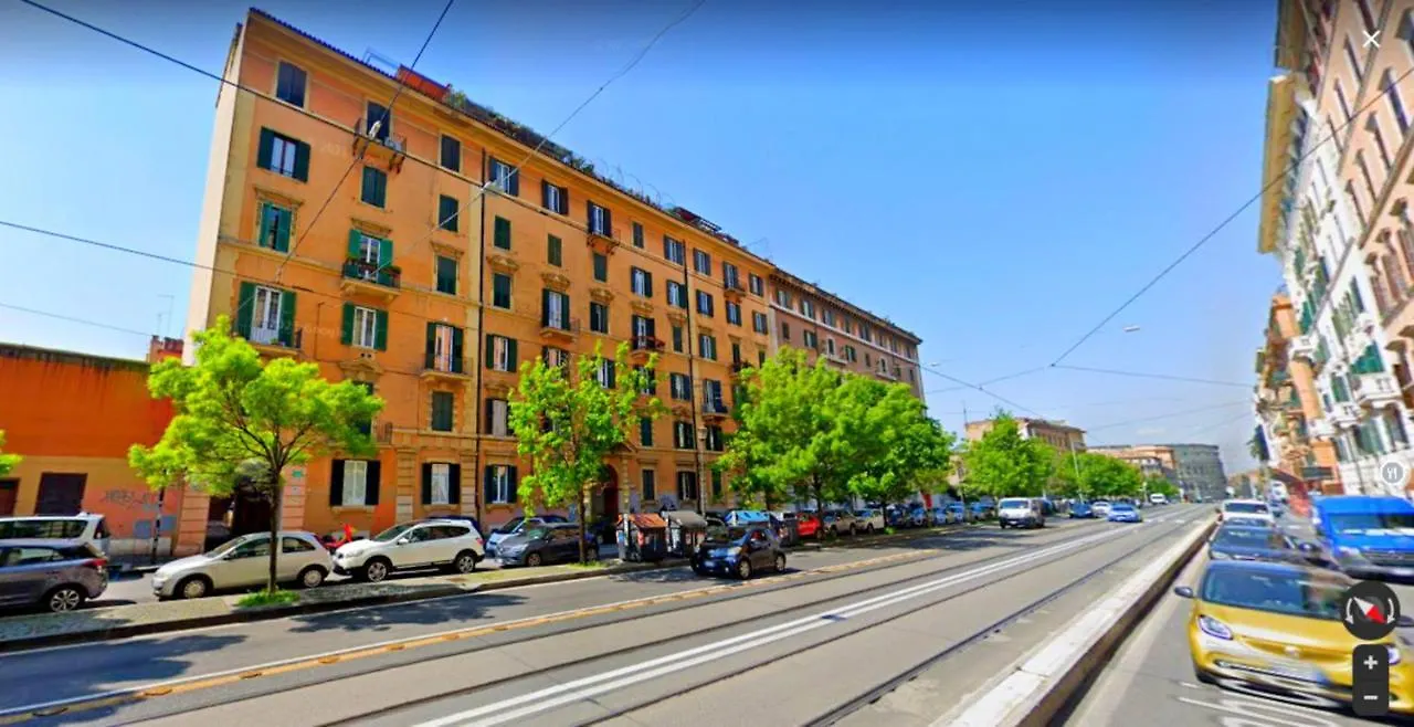 Vacanze Romane Colosseo Apartment 0*, Rome