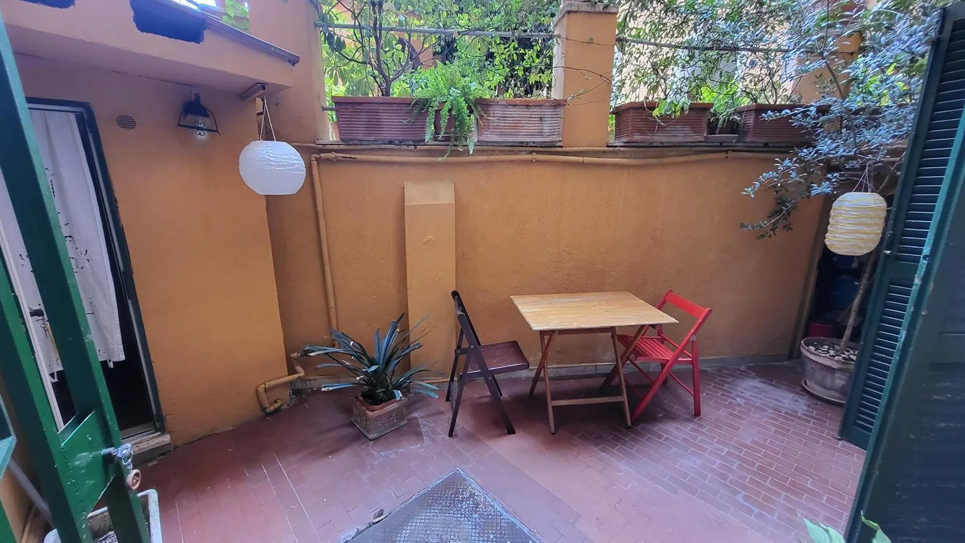 Vacanze Romane Colosseo Apartment 0*, Rome